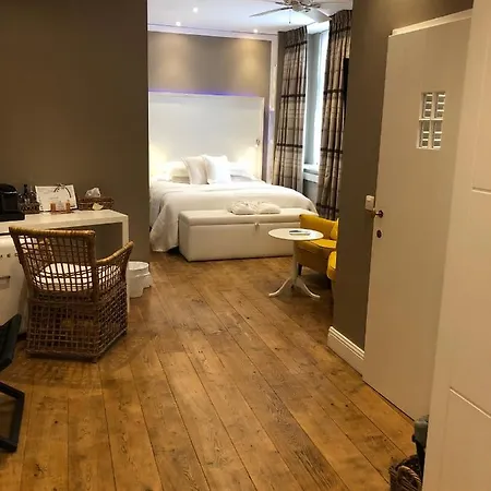 B＆b カーサ ロマンティコ 4* ブルージュ