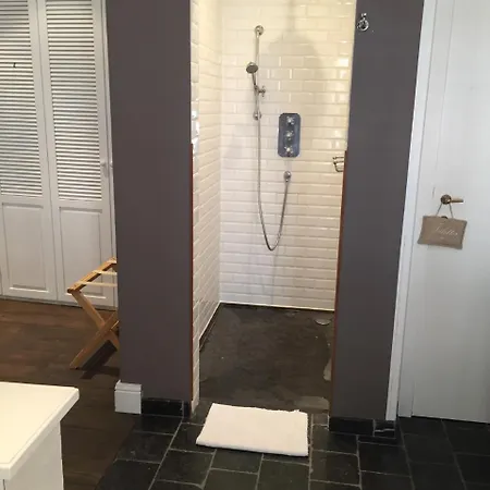 לינה וארוחת בוקר Casa Romantico